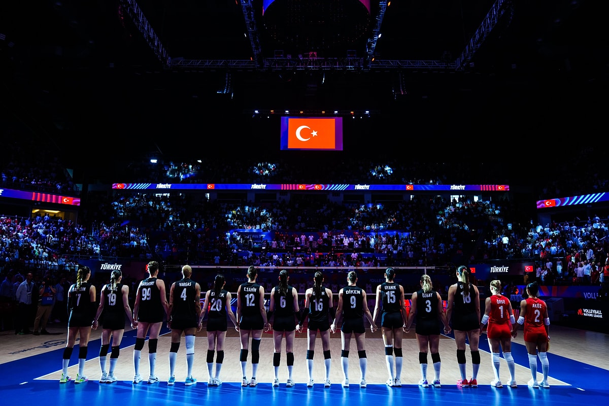 6’da 6 İle Yola Devam: Filenin Sultanları Kanada’ya Set Vermedi