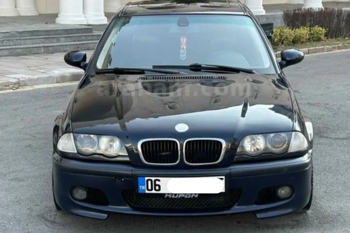 İktisat Bankası Başkanının BMW’si Satılıyor