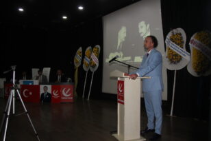 ALİAĞA’DA YENİDEN REFAH RÜZGARI ESTİ! HÜSEYİN ERYILMAZ YENİDEN BAŞKAN SEÇİLDİ